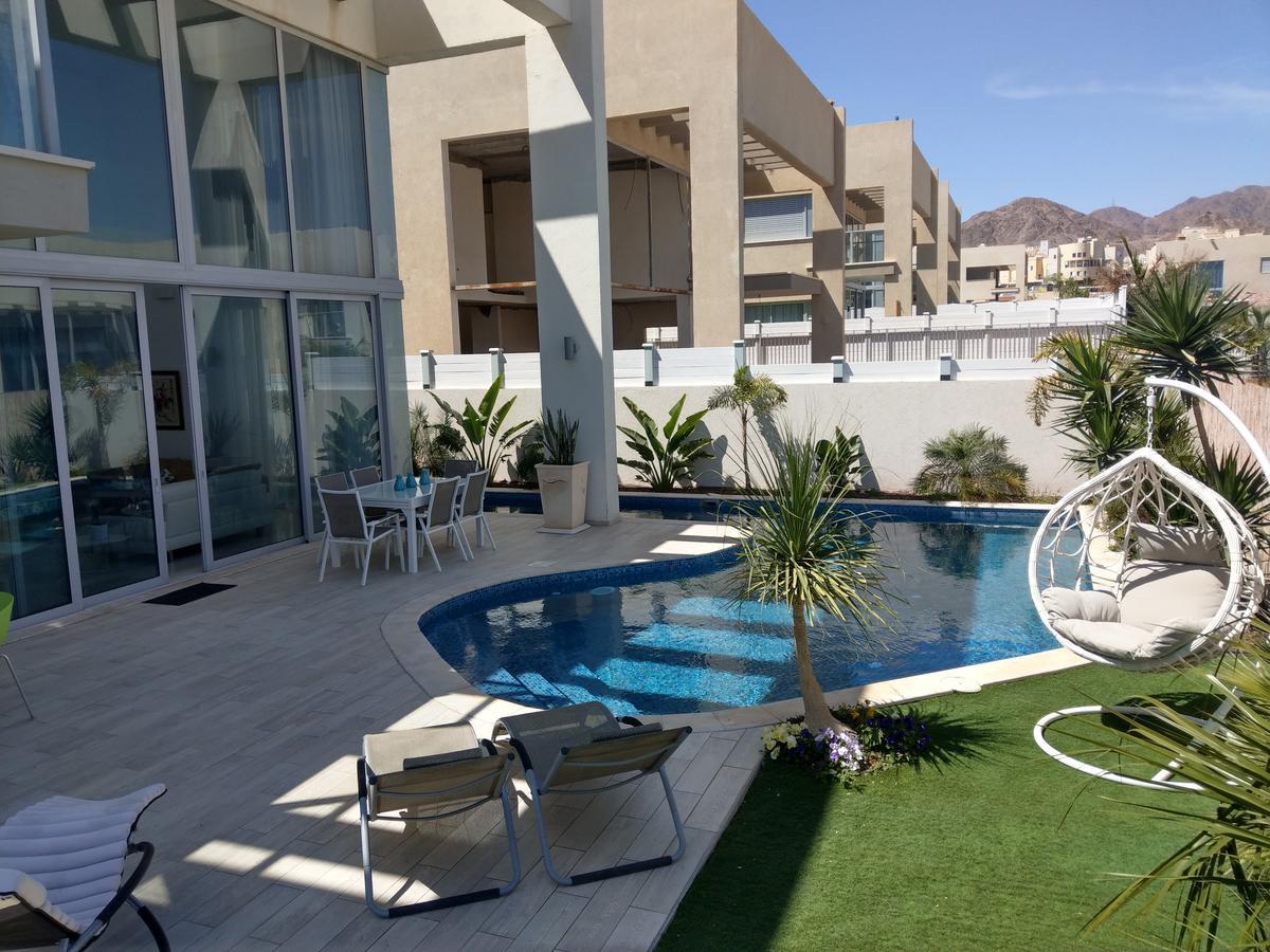 Turquoise Apartment With Pool Эйлат Экстерьер фото